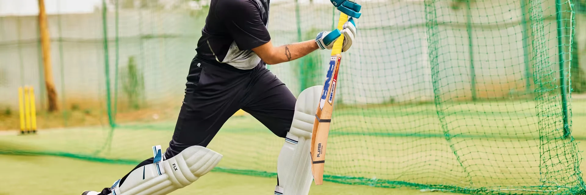English Willow vs. Kashmir Willow: Choosing the Right Cricket Bat for Your Game